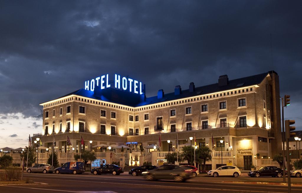 Hotel Conde Ansurez By Almia Hoteles Valladolid Dış mekan fotoğraf