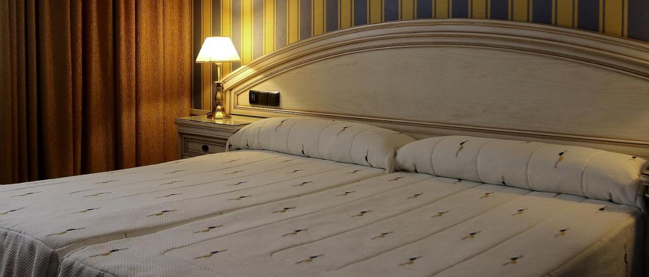 Hotel Conde Ansurez By Almia Hoteles Valladolid Dış mekan fotoğraf