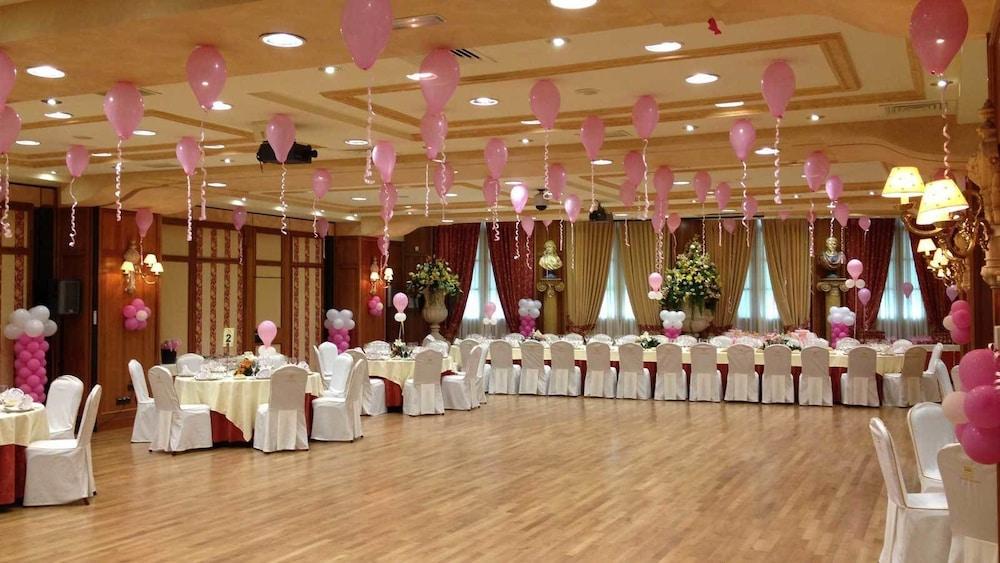 Hotel Conde Ansurez By Almia Hoteles Valladolid Dış mekan fotoğraf