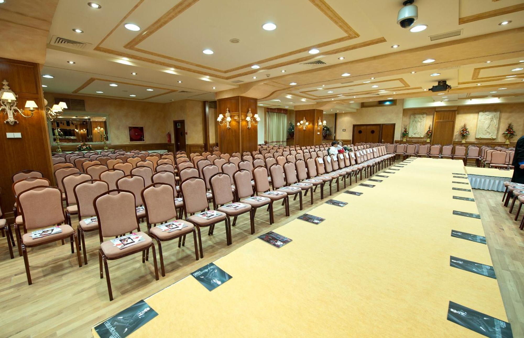 Hotel Conde Ansurez By Almia Hoteles Valladolid Dış mekan fotoğraf